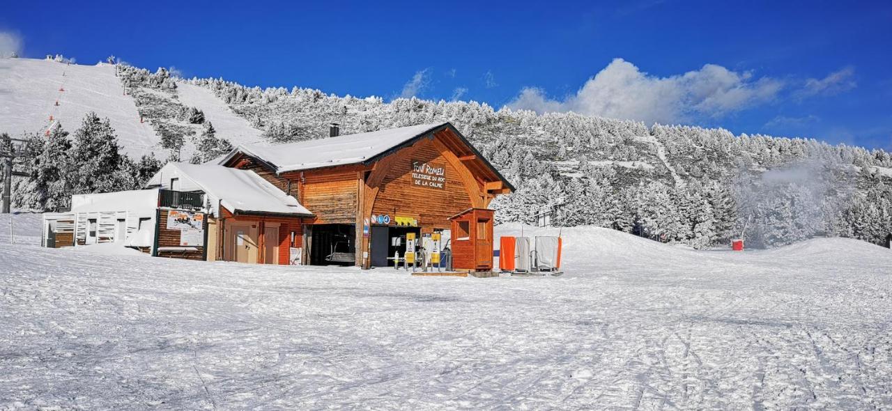 Le Renne Blanc Pyrenees De France Font-Romeu-Odeillo-Via