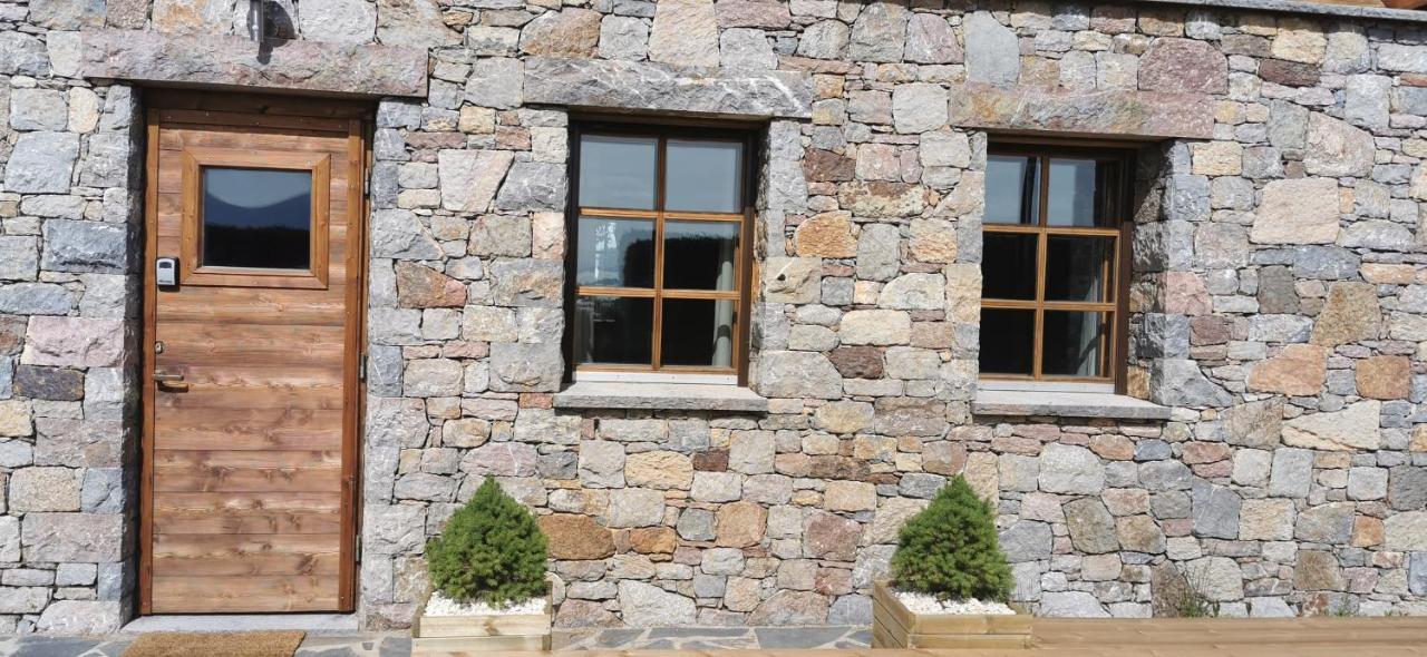 Le Renne Blanc Pyrenees De France * Font-Romeu-Odeillo-Via