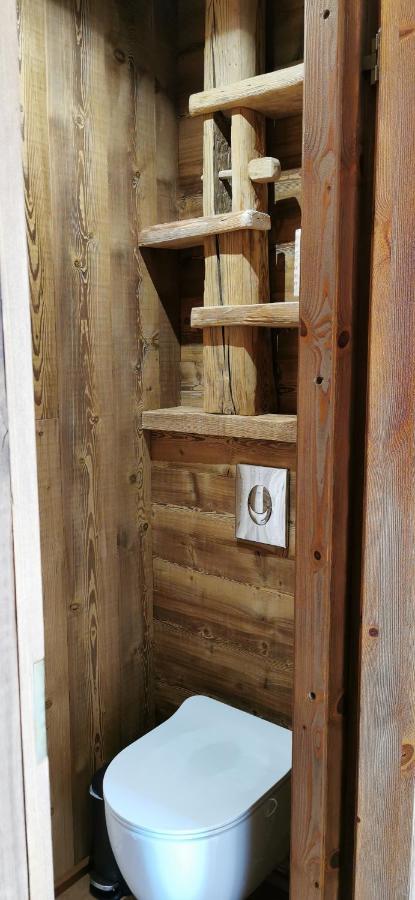 Le Renne Blanc Pyrenees De France Font-Romeu-Odeillo-Via
