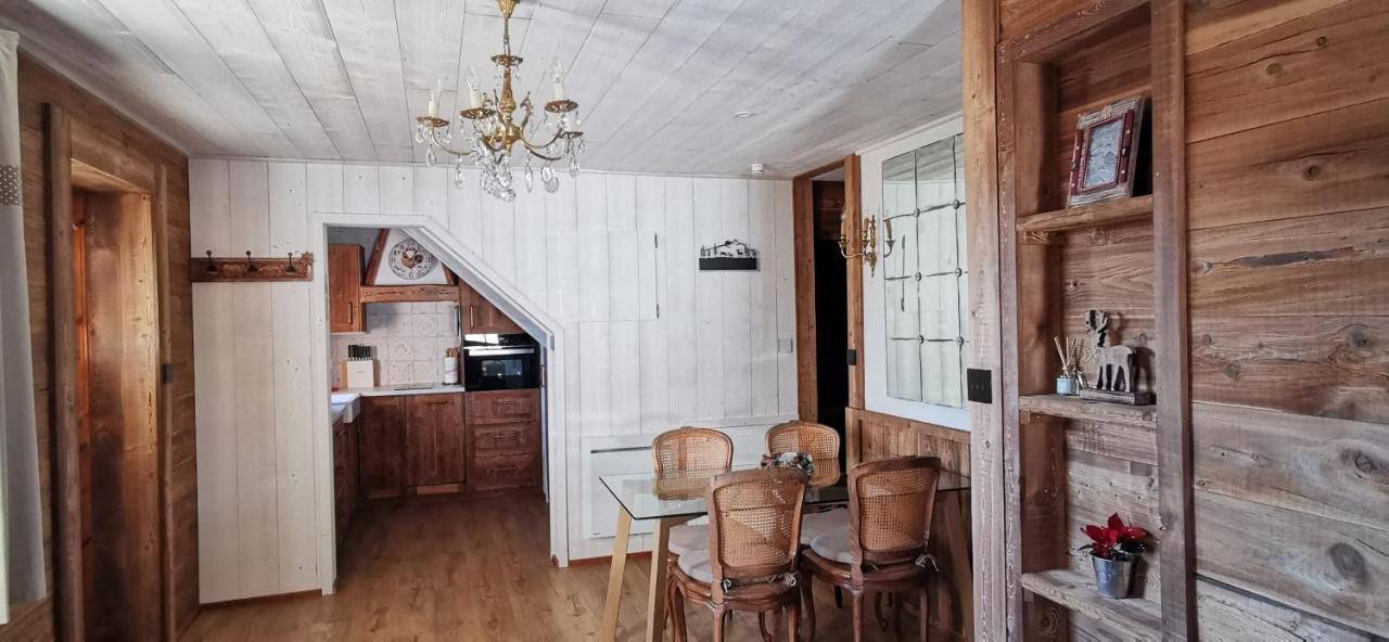 Apartment Le Renne Blanc Pyrenees De France